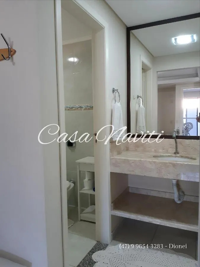 Casa Naviti Rua Bem Te VI 233 Bombinhas Com Piscinaヴィラ 0*,  ブラジル